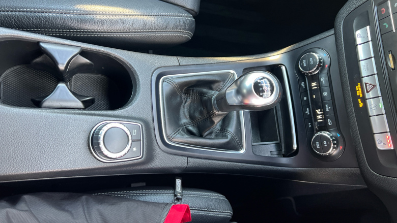 Mercedes-Benz B-Class B180 Exclusive Edition 5dr Petrol Hatchback